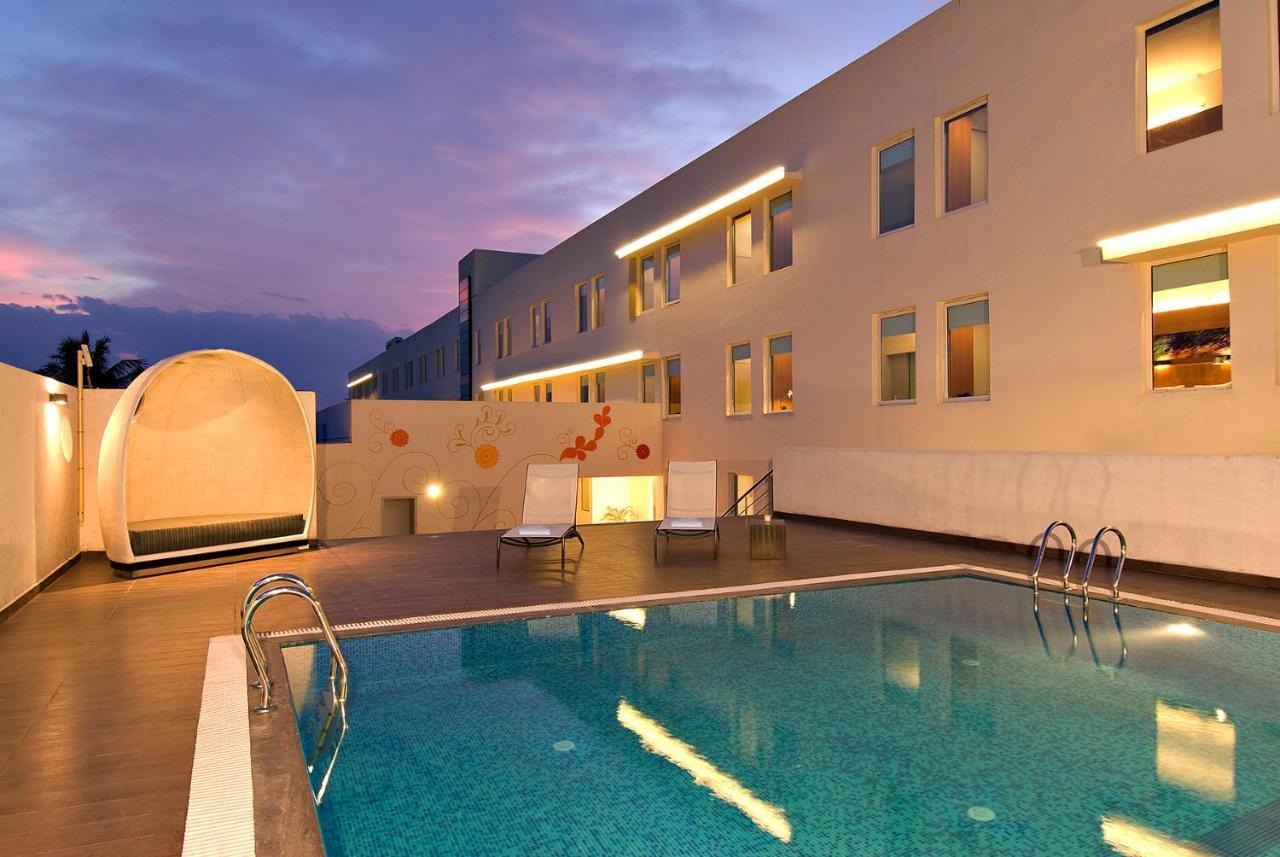 Hotel Halez Chennai Exterior photo