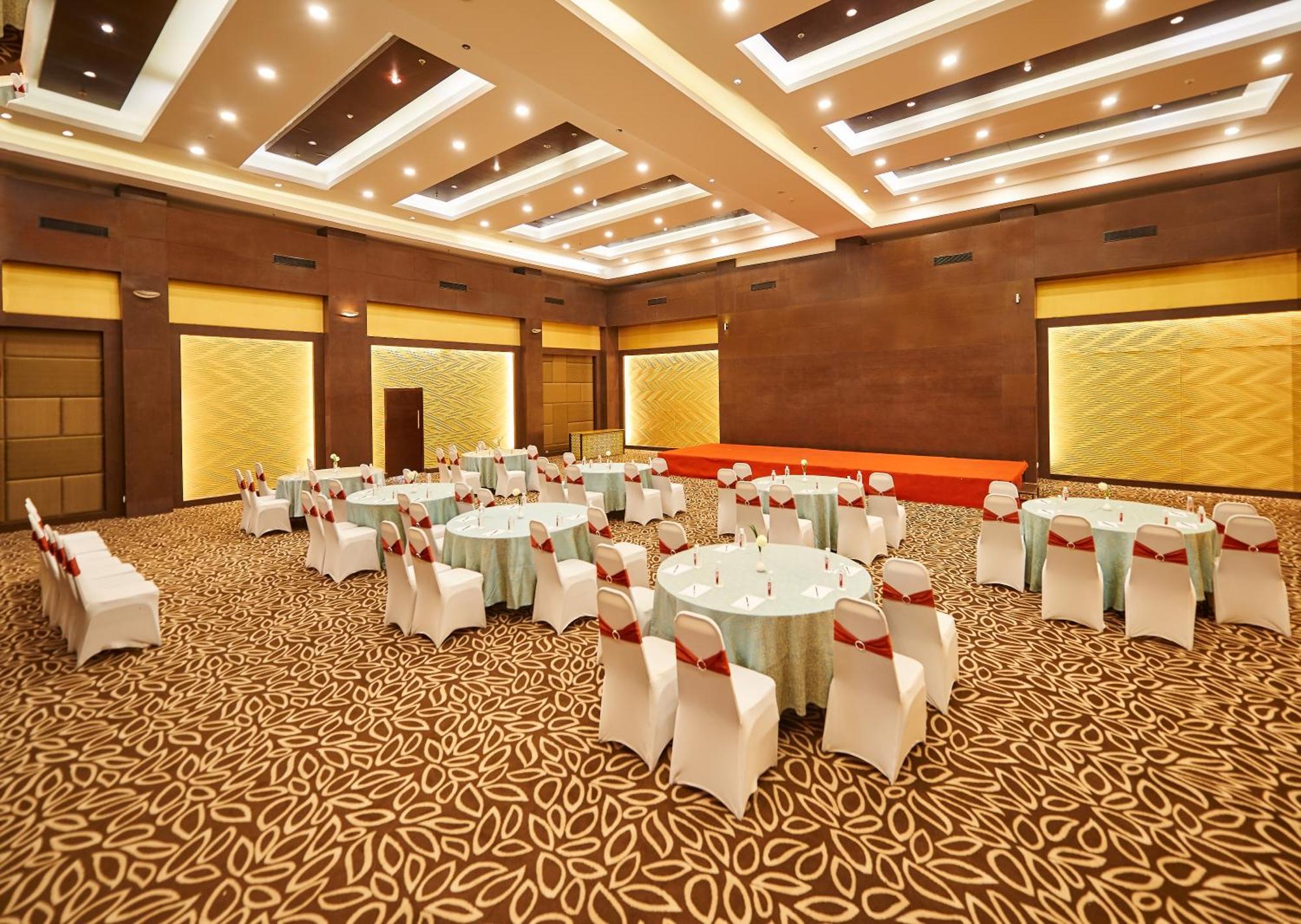 Hotel Halez Chennai Exterior photo
